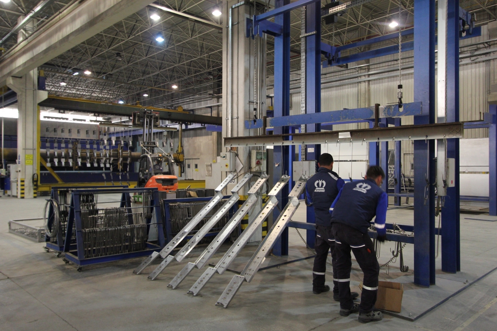 Krone Treyler Tire-İzmir Fabrikası 1