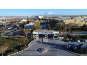 Mercedes, Otobüs ve Kamyon üretimine başlıyor