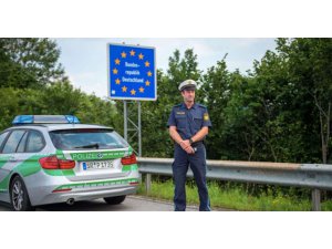 Avusturya hükümeti sınır kontrollerini uzatma kararı aldı