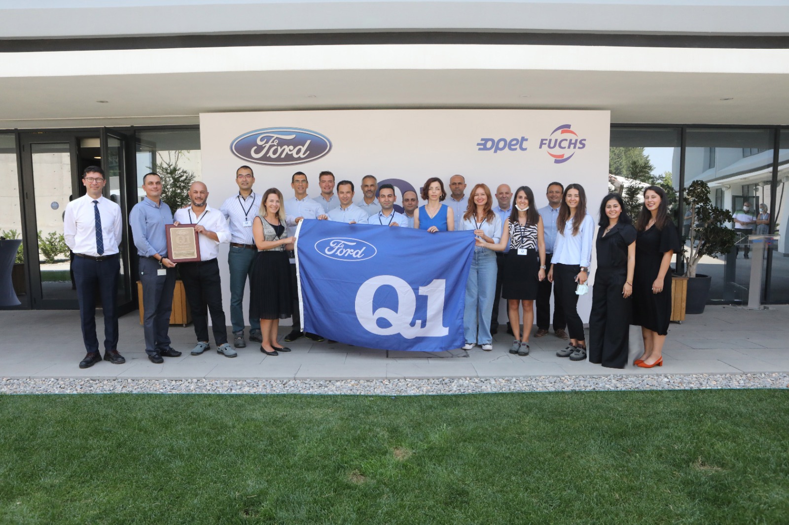 Opet Fuchs’un madeni yağ tesisine “Ford Q1 Kalite Sertifikası”