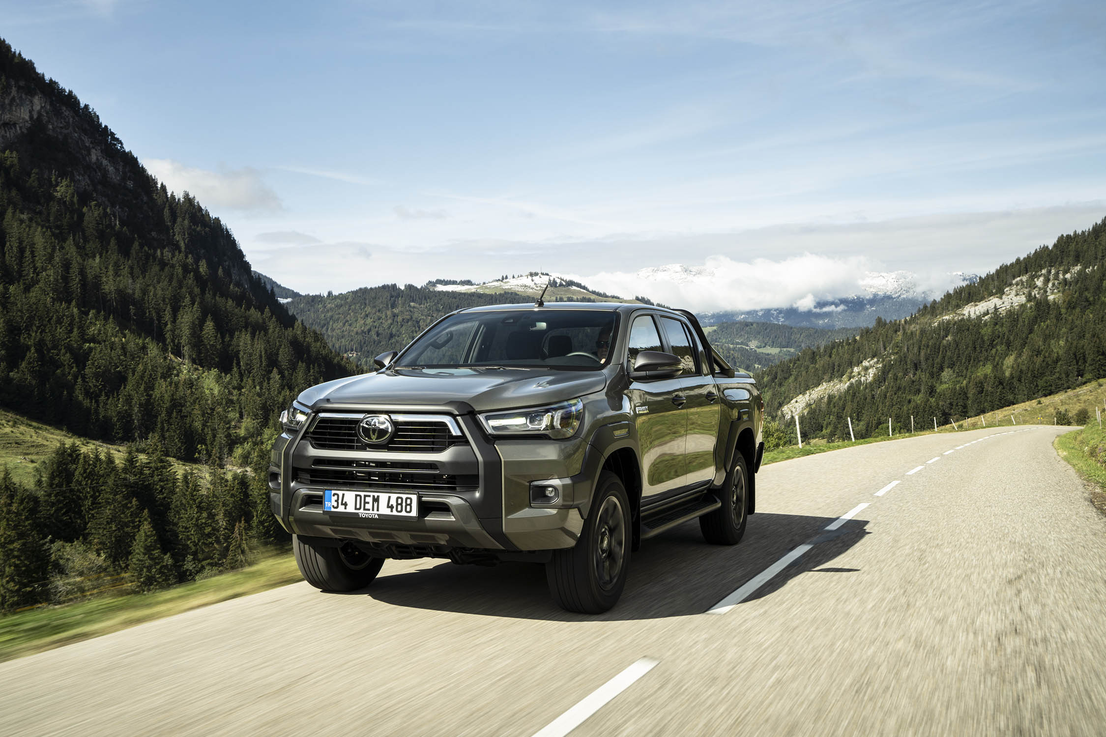 Toyota Hilux uluslararası Pick-Up Ödülü'nü kazandı