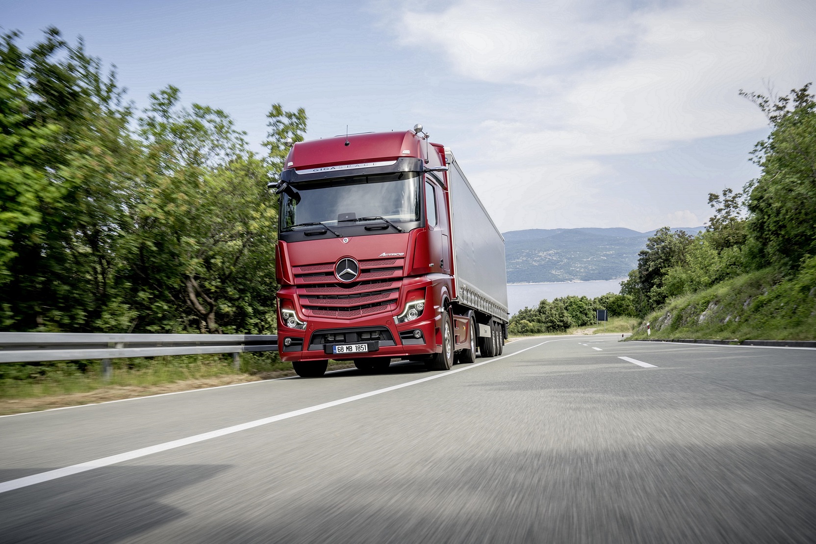 Mercedes-Benz kamyon modellerinde özel fırsatlar