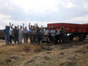 Lassa Ölümleri Önlemek Amacıyla Çiftçilere Işık Yaktı