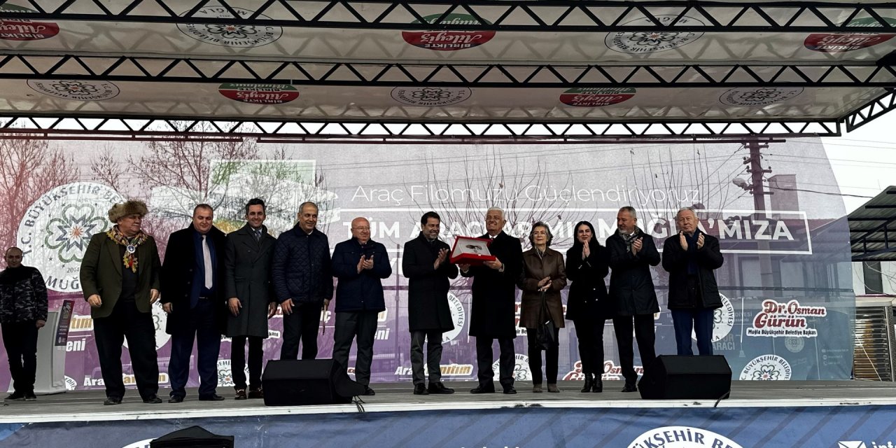Anadolu Isuzu’dan Muğla Büyükşehir Belediyesi’ne 7 Citiport ve 2 Grand Toro Teslimatı