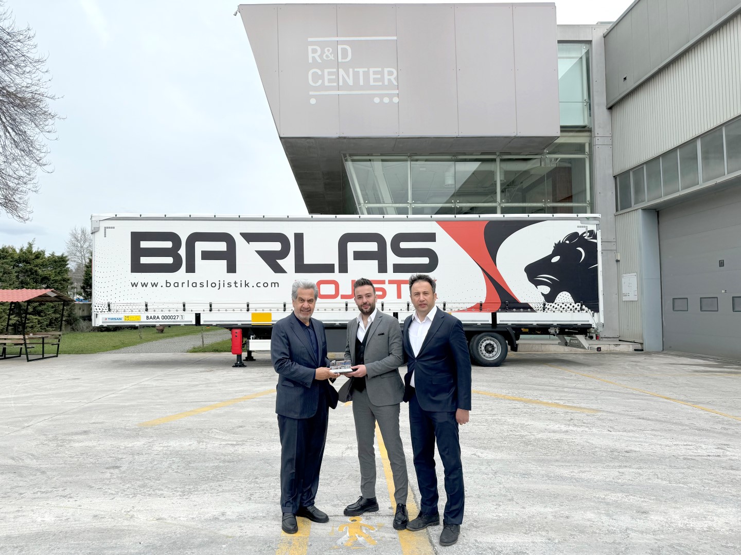 Tırsan’dan Barlas Lojistik’e 30 Adet Intermodal Multi Ride Teslimatı