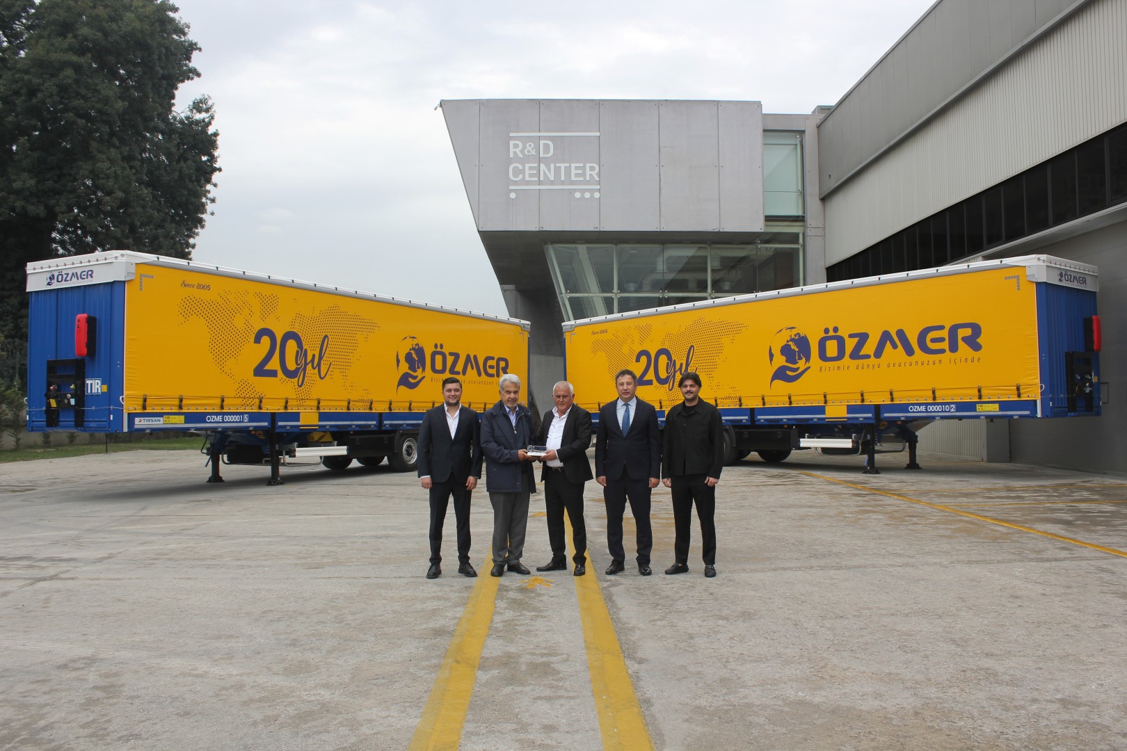 Özmer Lojistik 20. Yılında Filosuna 60 Tırsan Ekledi