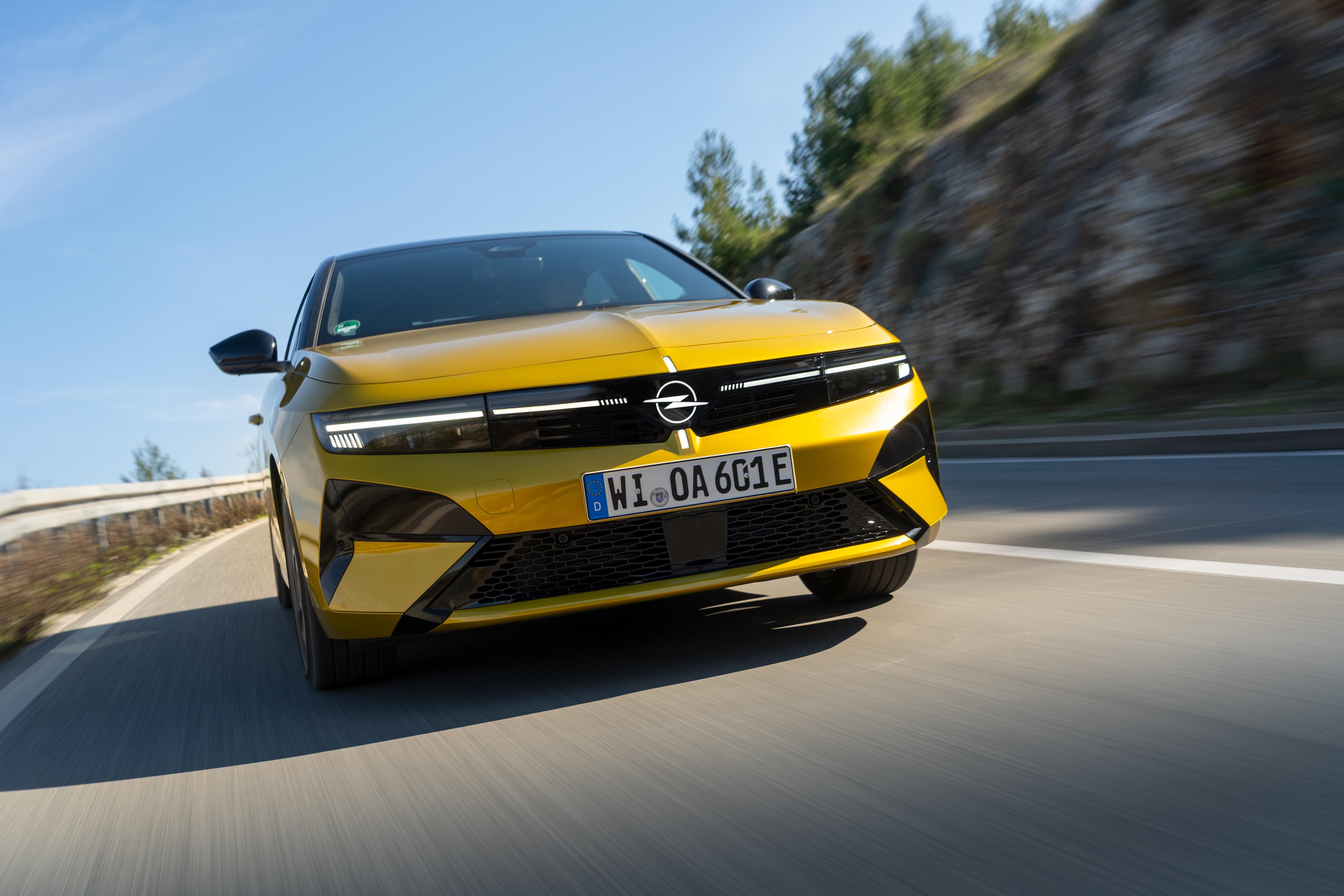 Yeni Opel Astra Nisan’da Türkiye’de