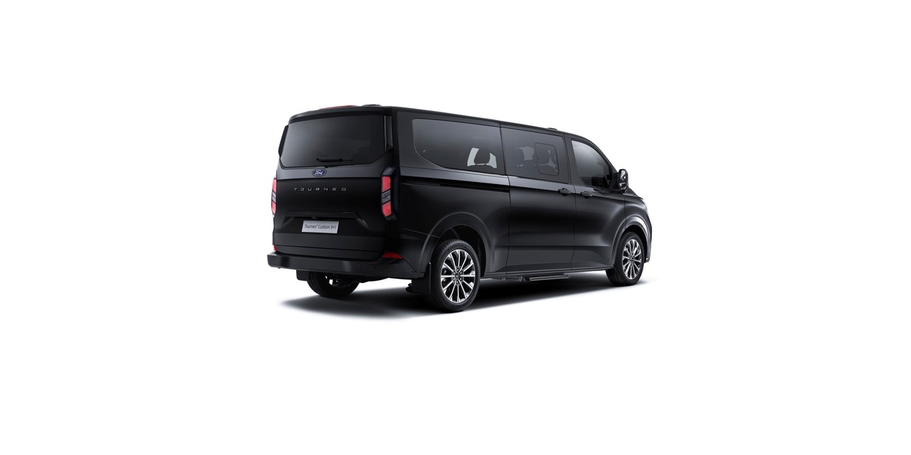 Ford Tourneo Custom 9+1 Pazara Sunuldu