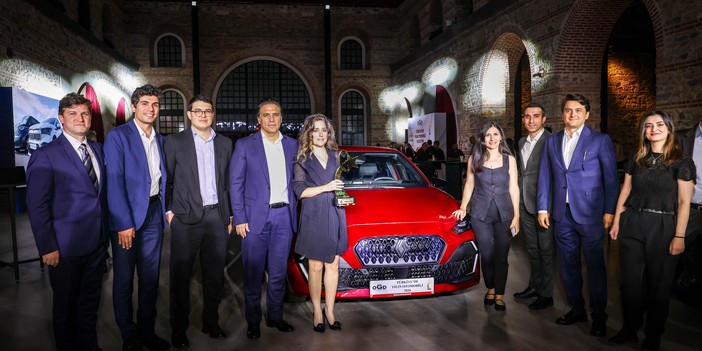 Renault Clio Türkiye'de Yılın Otomobili Seçildi