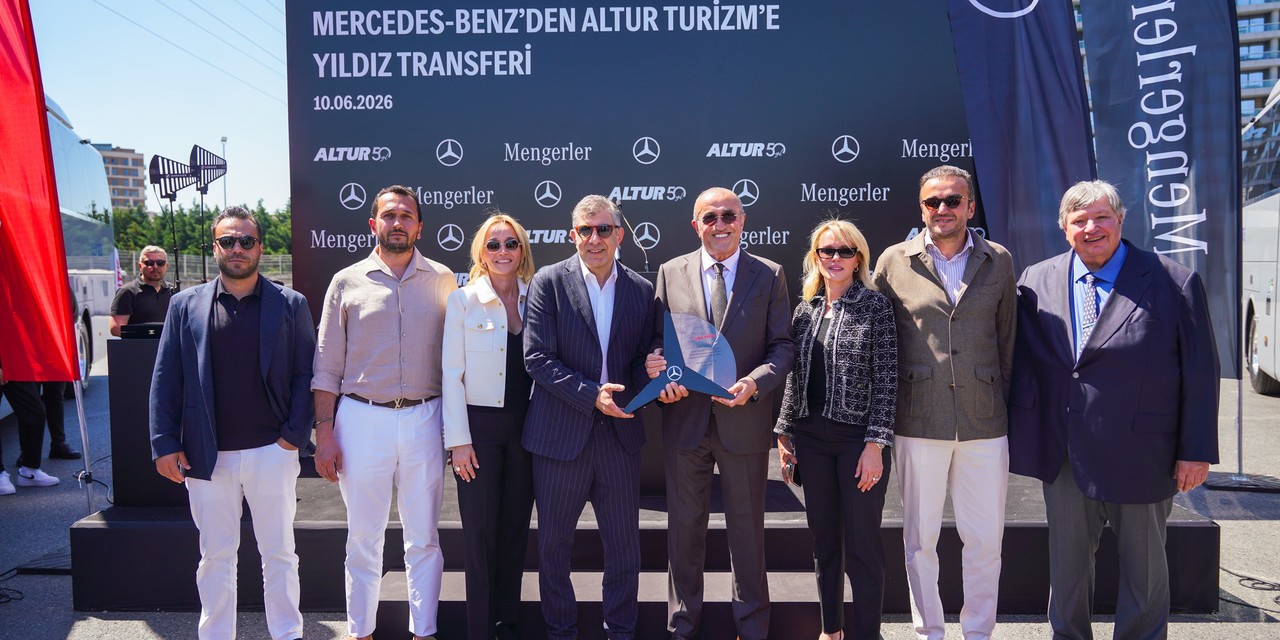 Altur Turizm’e 20 Adet Mercedes-Benz Tourismo 15 Teslimatı
