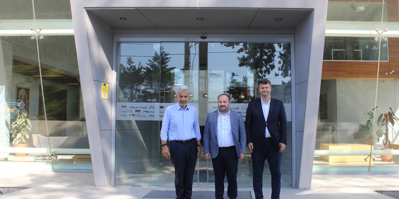 Akfet, 4 Yeni Tırsan Buz Frigo ile Filosunu Güçlendirdi
