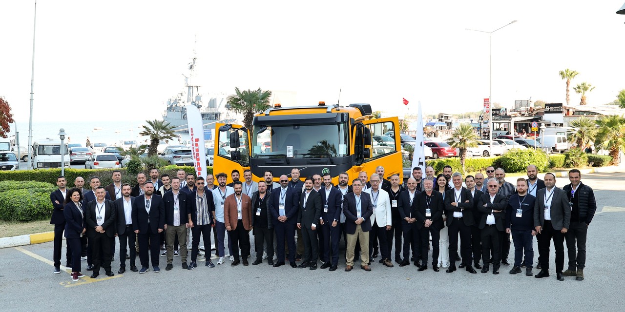 Volvo Trucks Üstyapıcılarla İzmir'de Buluştu