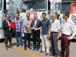 Sönmez Bustaş 33 aracını Renault Trucks'tan teslim aldı
