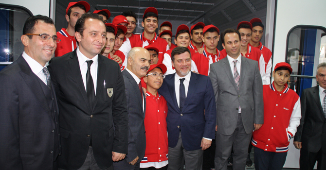 Anadolu Isuzu Eğitime destek veriyor