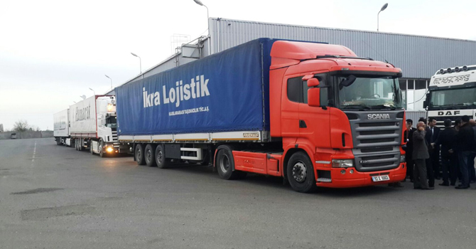 Türk Yetkililer Batum’da TIR Parklarını İncelediler