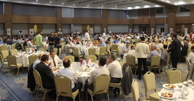 Halk otobüsü sektörü Özulaş A.Ş. iftarında buluştu