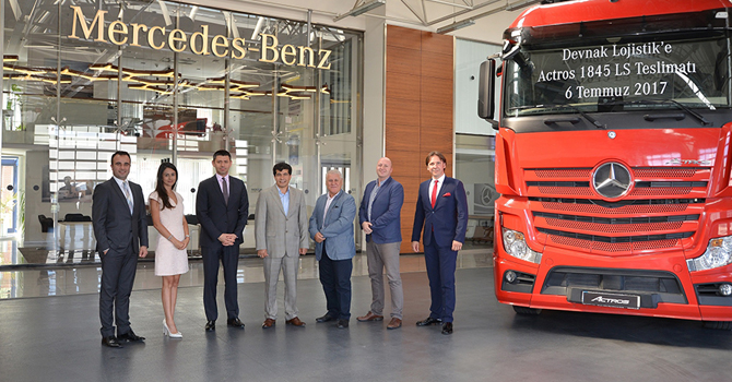 Devnak Lojistik'in tercihi Mercedes-Benz oldu