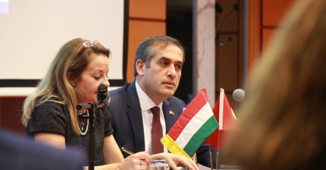 Araçlar belge olmadığı için bekliyorlar