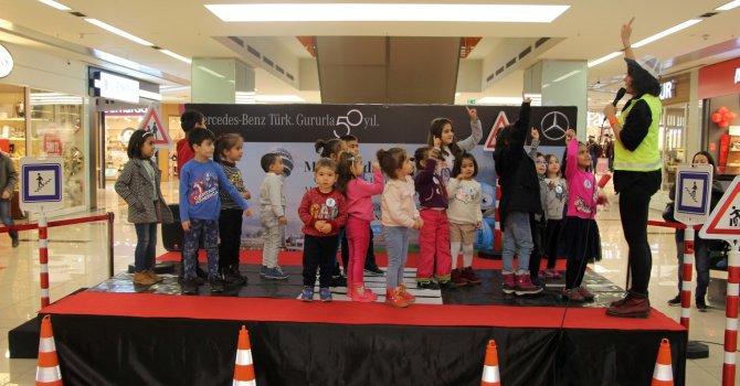 MobileKids Trafik Eğitim Projesi, Ankara’da çocuklarla buluştu