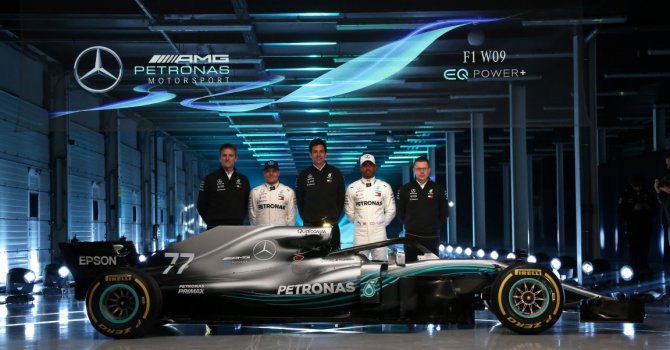 Mercedes F1'e hazırlanıyor geri sayım başladı