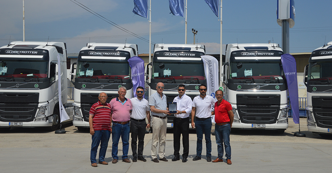 Özçelik Transport yine Volvo Trucks’ı tercih etti