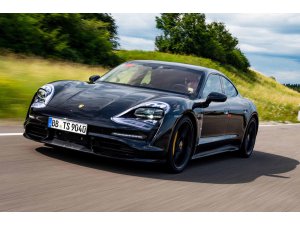 Porsche'nin yeni Türk isimli modeli "Taycan"