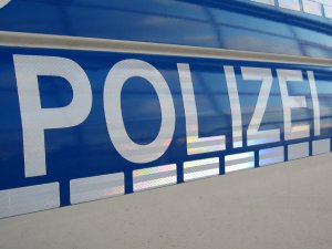 Avrupa'da sahte Polis kimliği ile Hırsızlık!!!