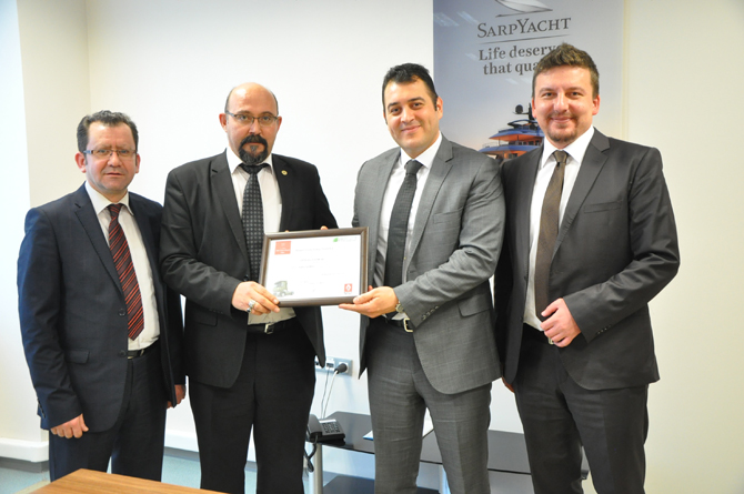 1465988538_renault_trucks_sarp_lojistik_teslimat_1.jpg 1465988538_renault_trucks_sarp_lojistik_teslimat_1.jpg