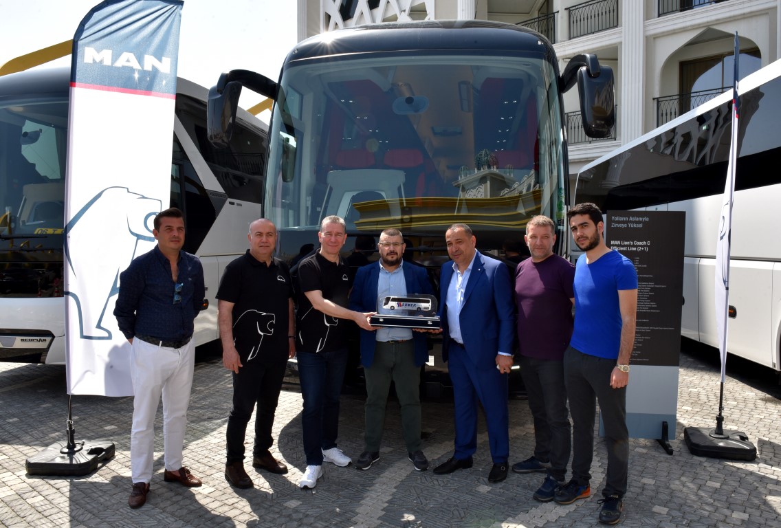 1524232139_man_yeni_lions_coach_teslimat_t__reni_eslem_turizm_2-(medium).jpg