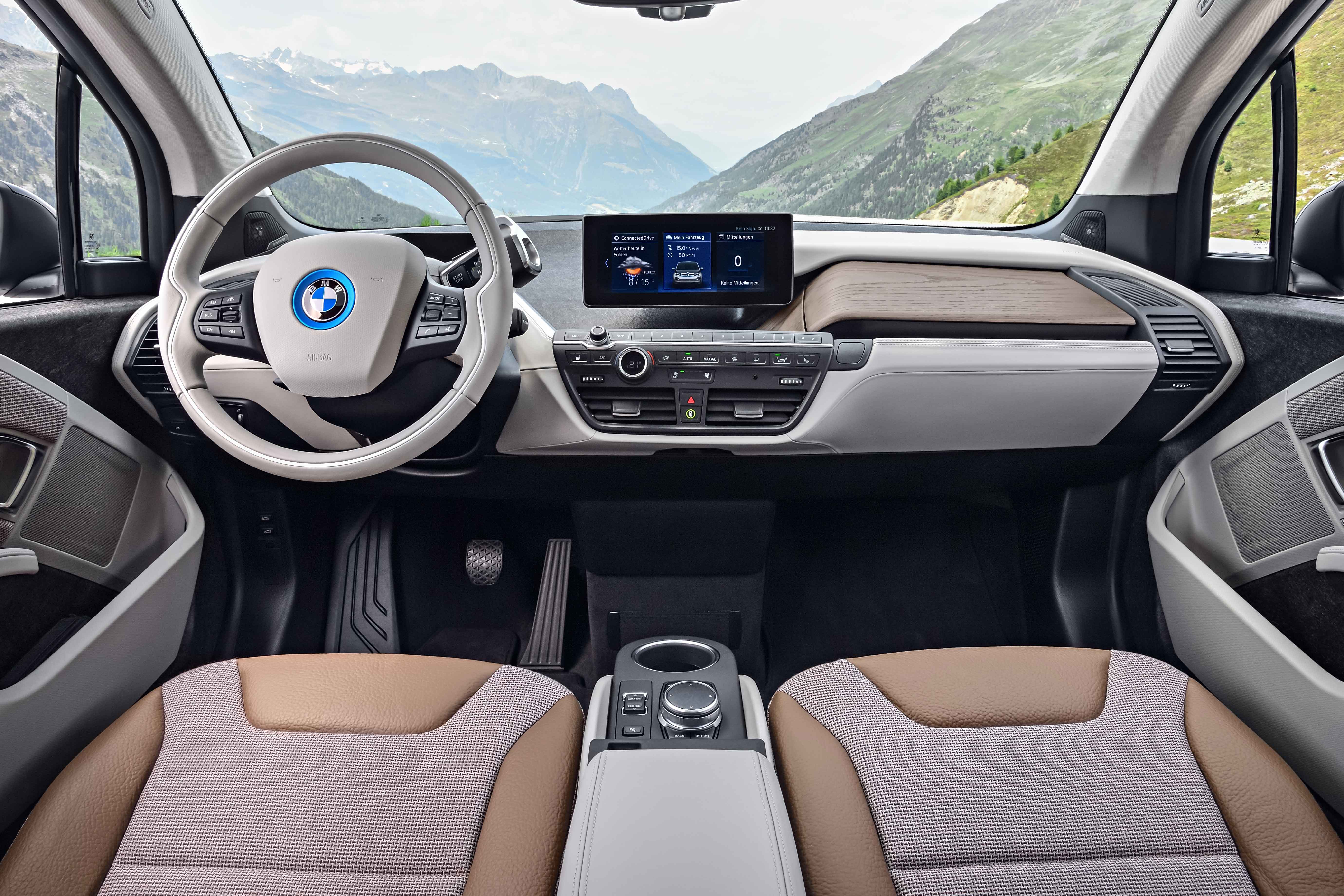 1603797277_bmw_i3_kabin.jpg