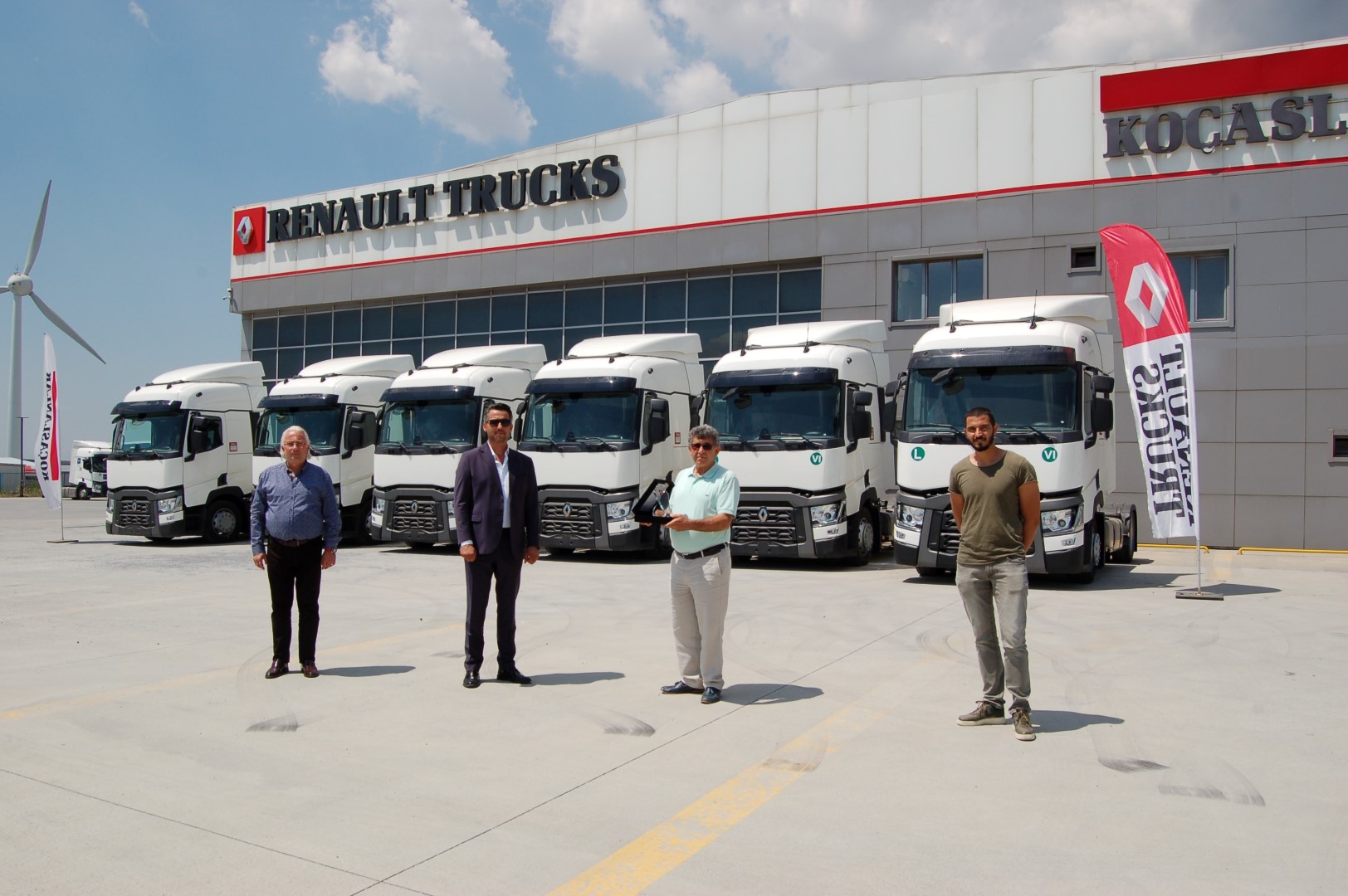 renault-trucks-gelisim-lojistik-teslimat-gorseli-2.jpg