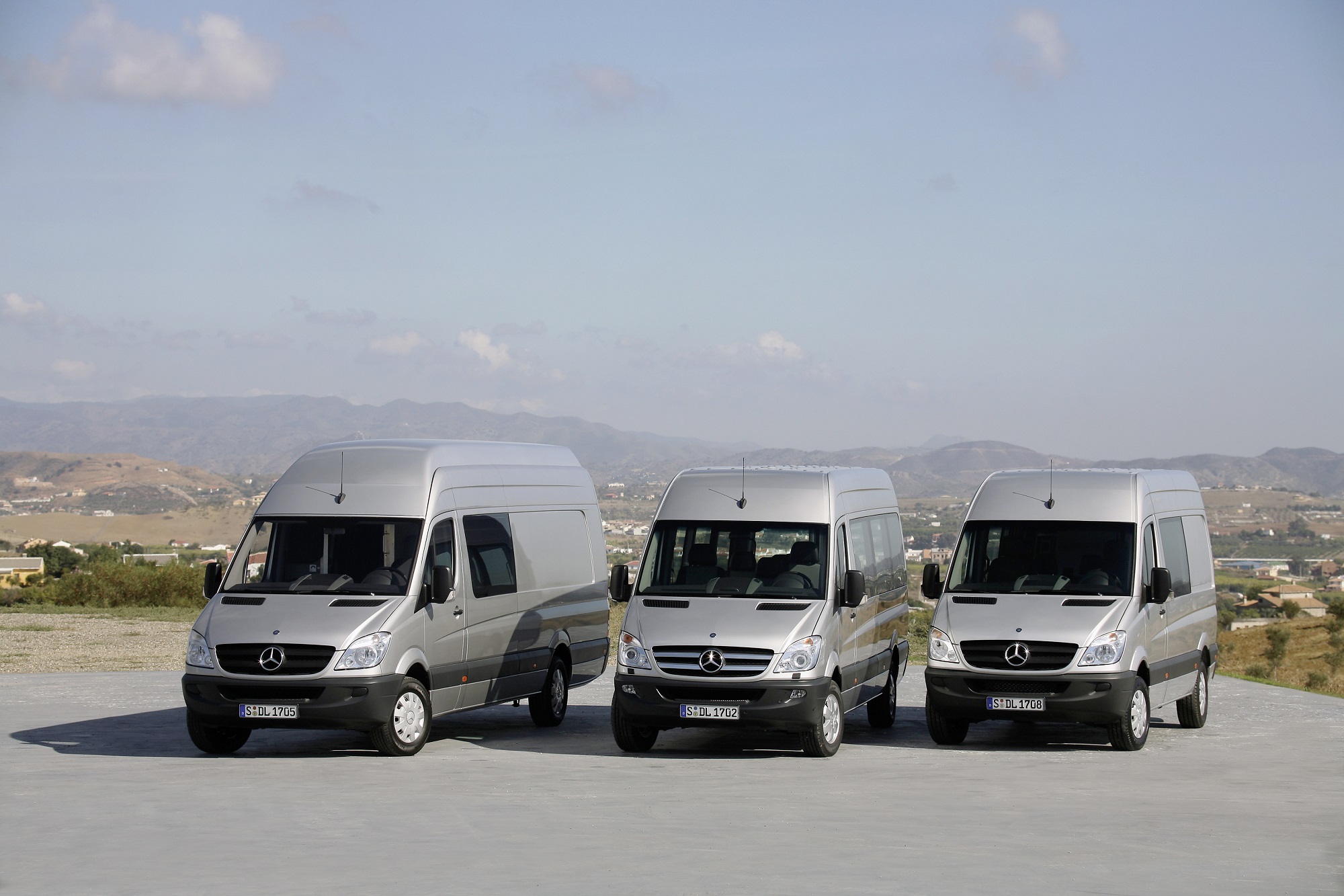 mercedes-benz-sprinter-25-yasinda-2006-2013-toplu.jpg