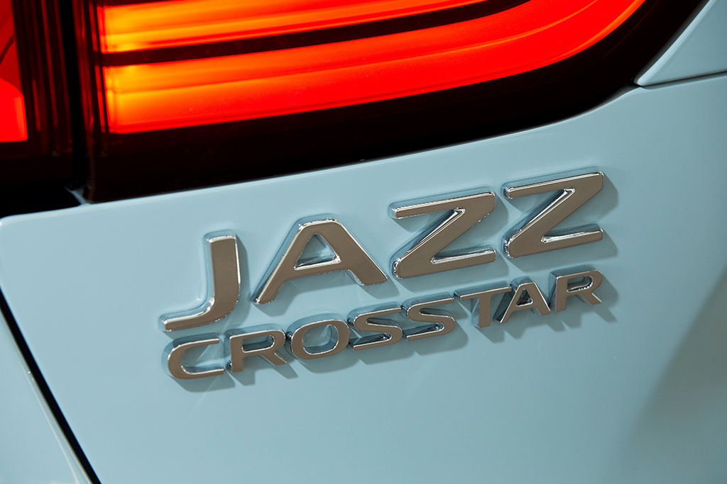 honda-jazz-e-hev-jazz-crosstar-e-hev-10.jpg
