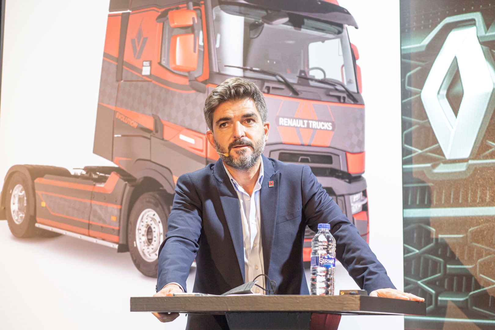 1634904811-sebastien-delepine-renault-trucks-tu-rkiye-bas-kan.jpg