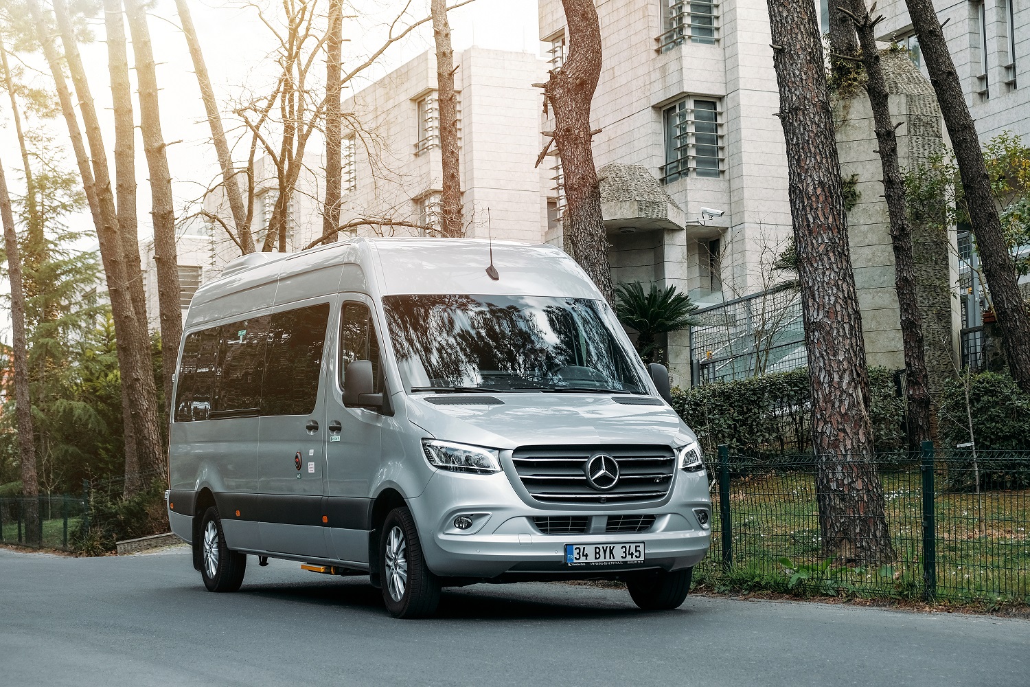 mercedes-benz-sprinter-2019.jpg