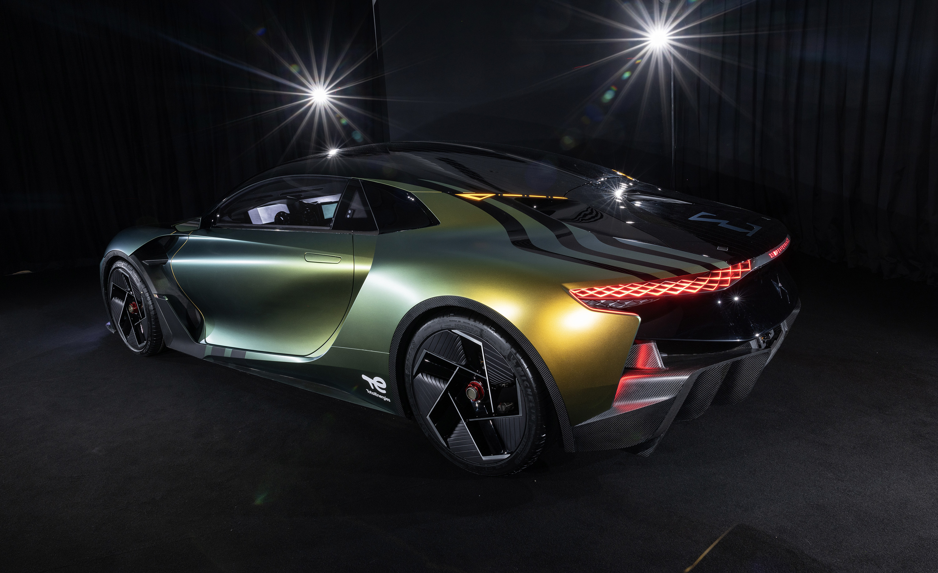 ds-e-tense-performance-2.jpg