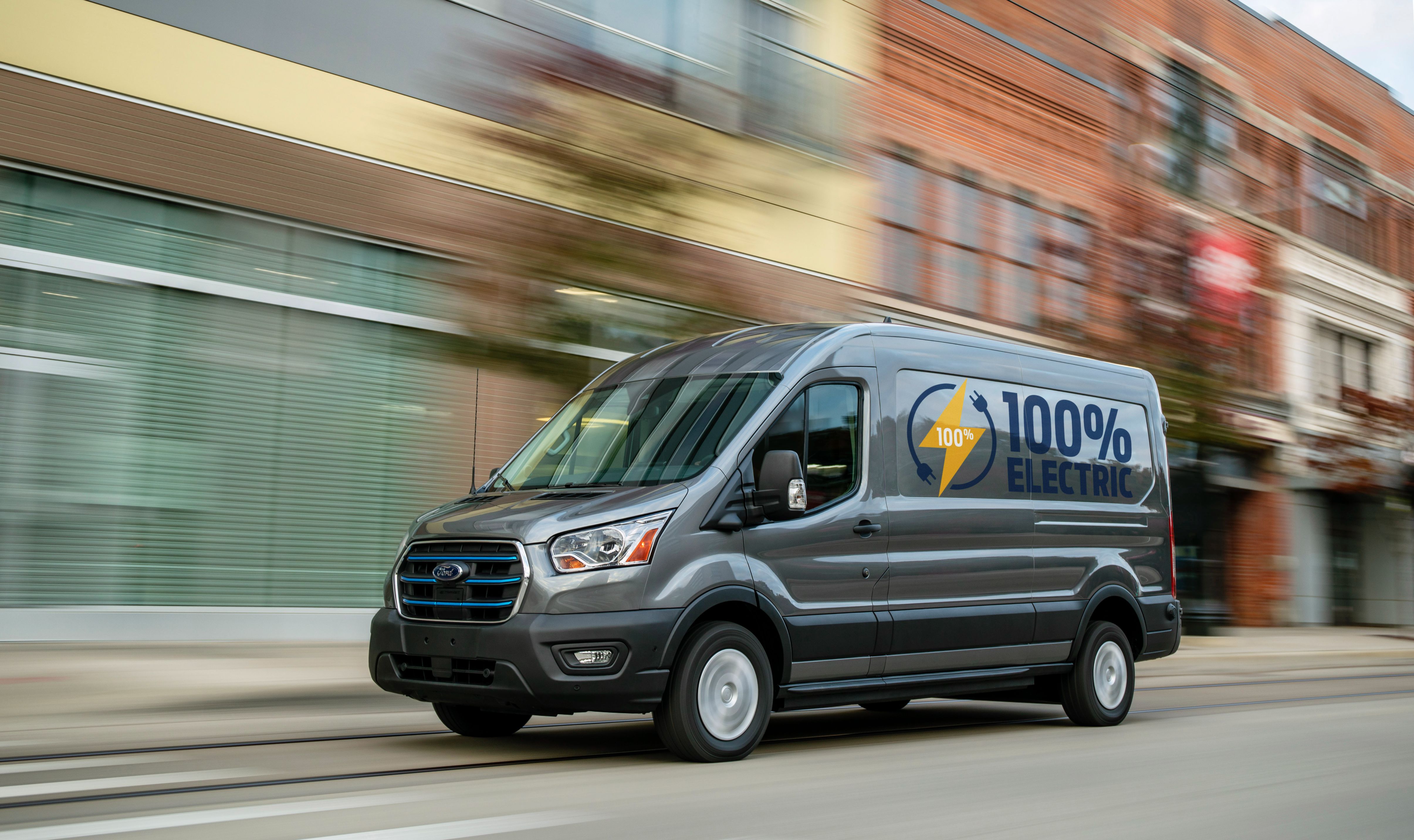 1647245587-all-new-ford-e-transit-01.jpg