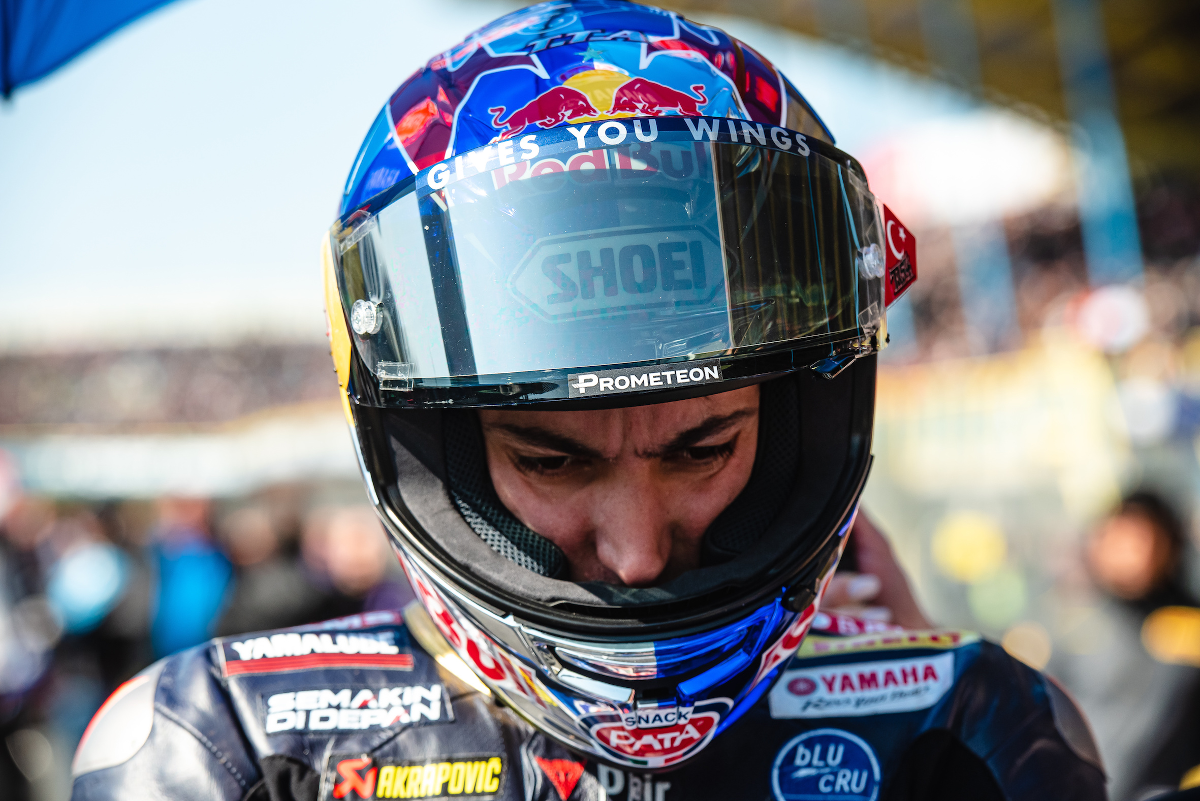1652864368-prometeon-toprak-razgatlio-lu-sbk-world-champion-2021.jpg