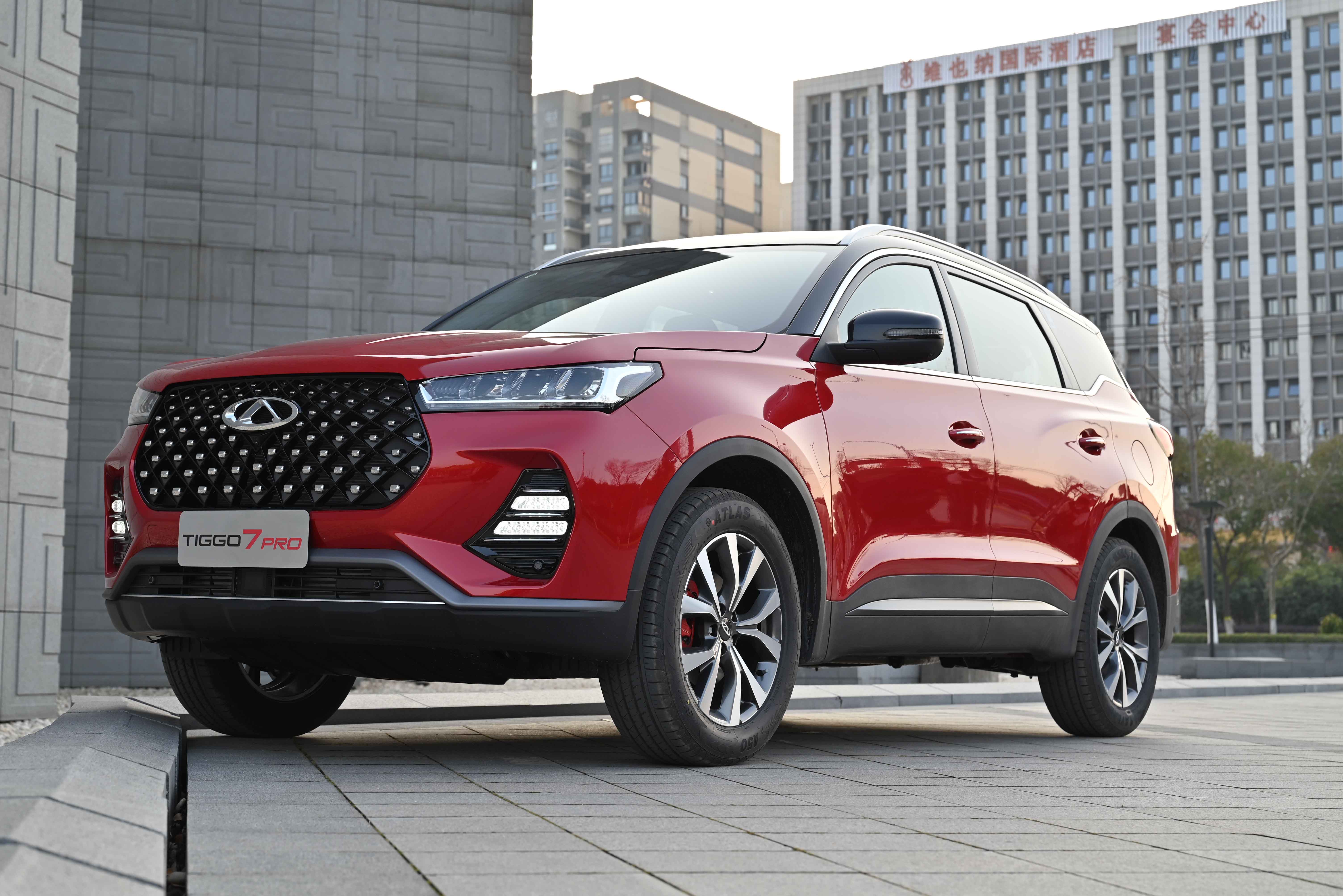 chery-tiggo-7-pro-avantgarde-1.jpg