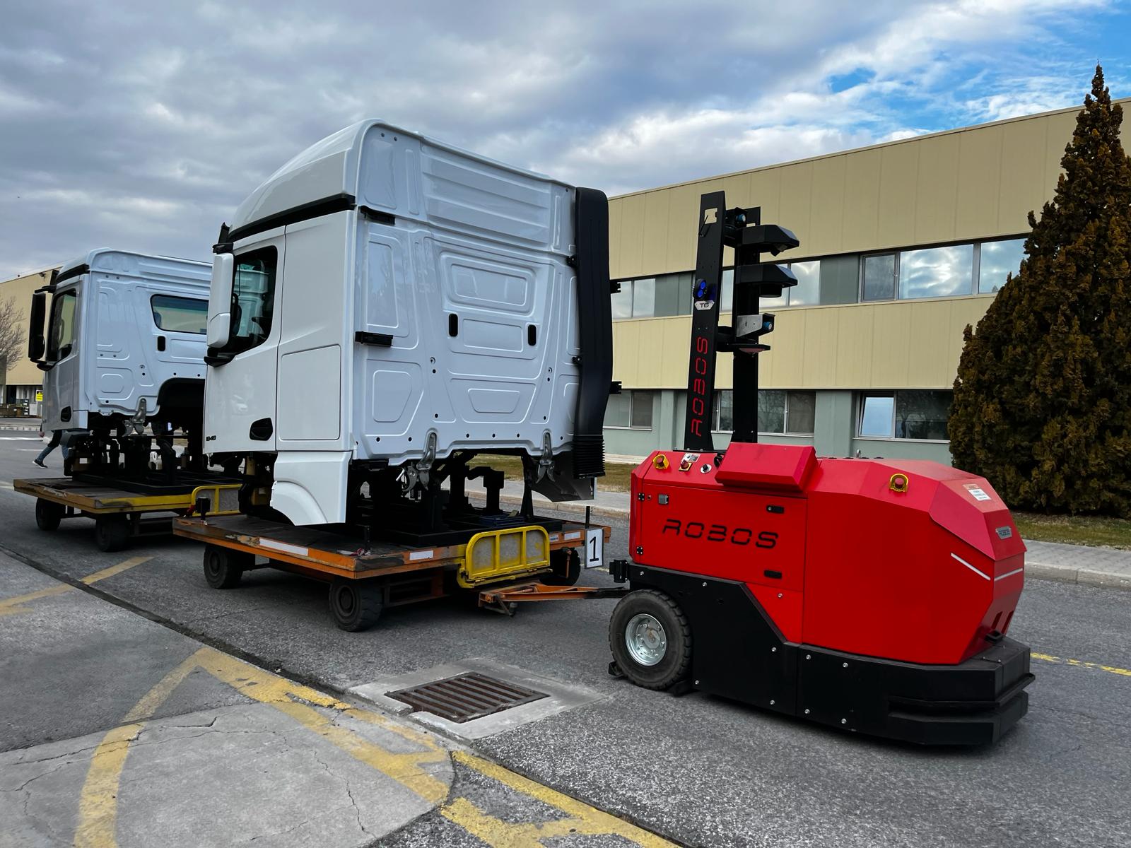 1709020179-outdoor-agv.jpeg
