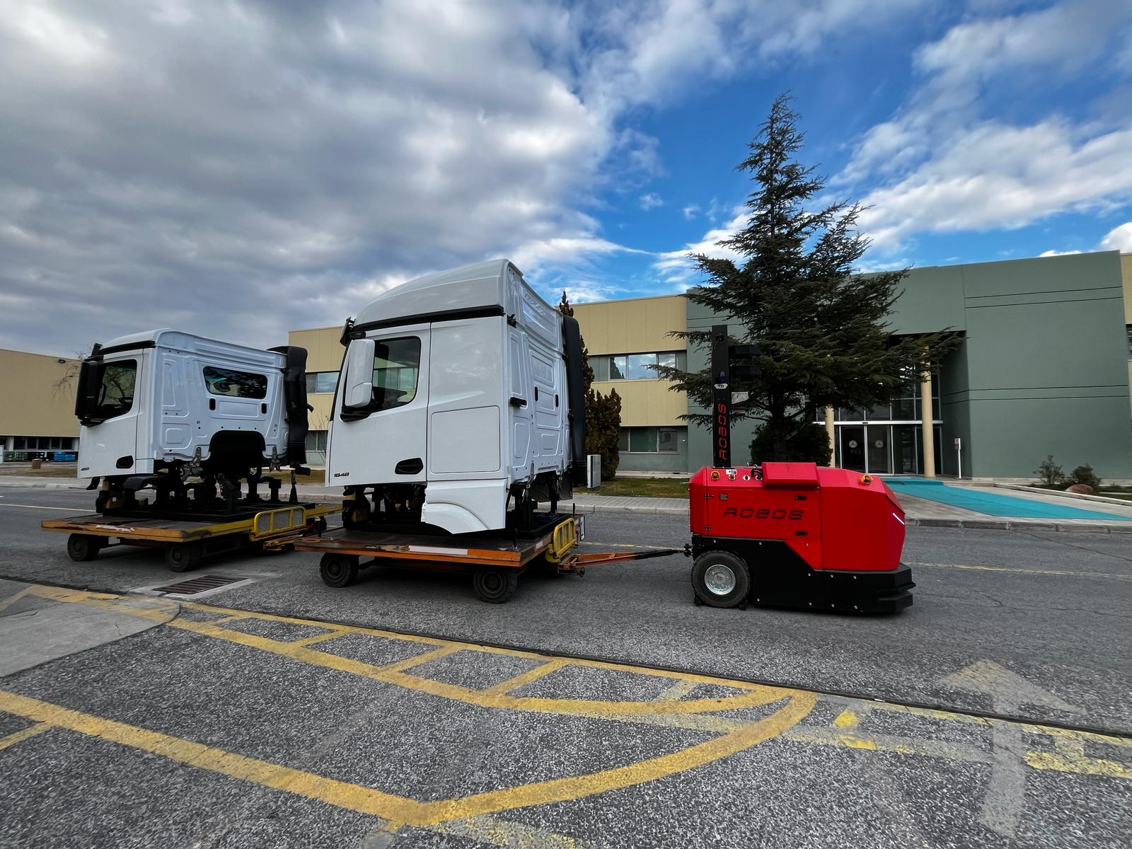 1709020180-outdoor-agv-2.jpeg