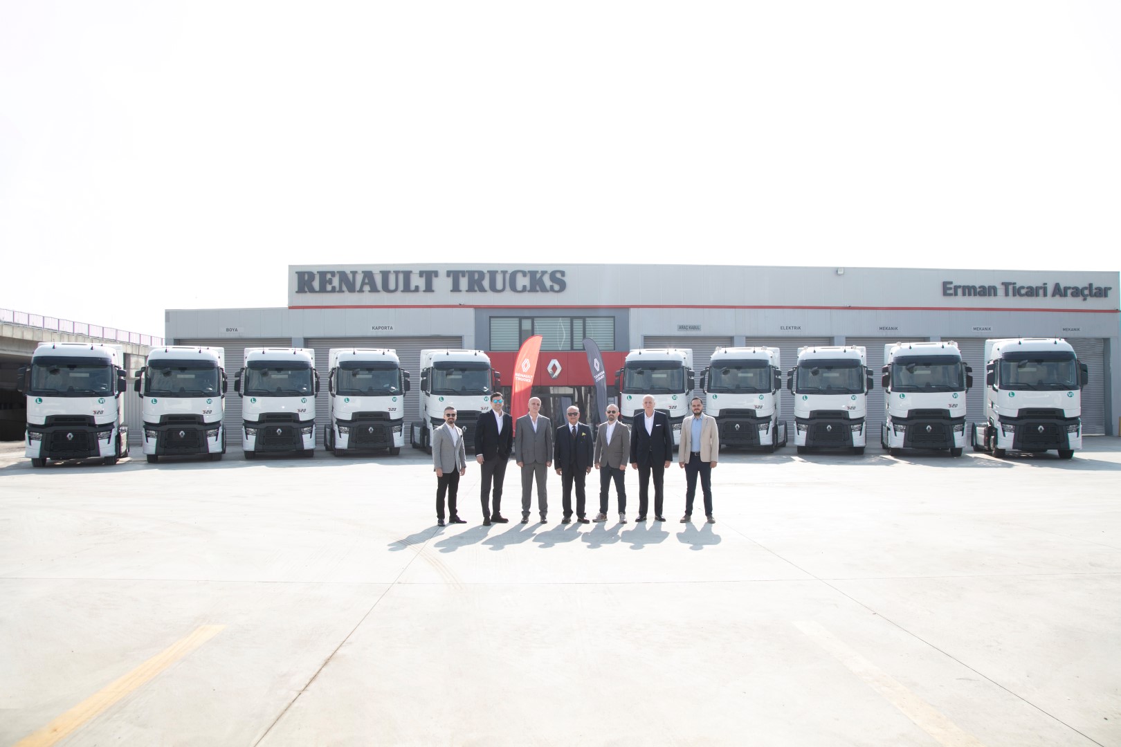 1709810267-renault-trucks-o-zc-elik-transport-teslimat-1.jpg