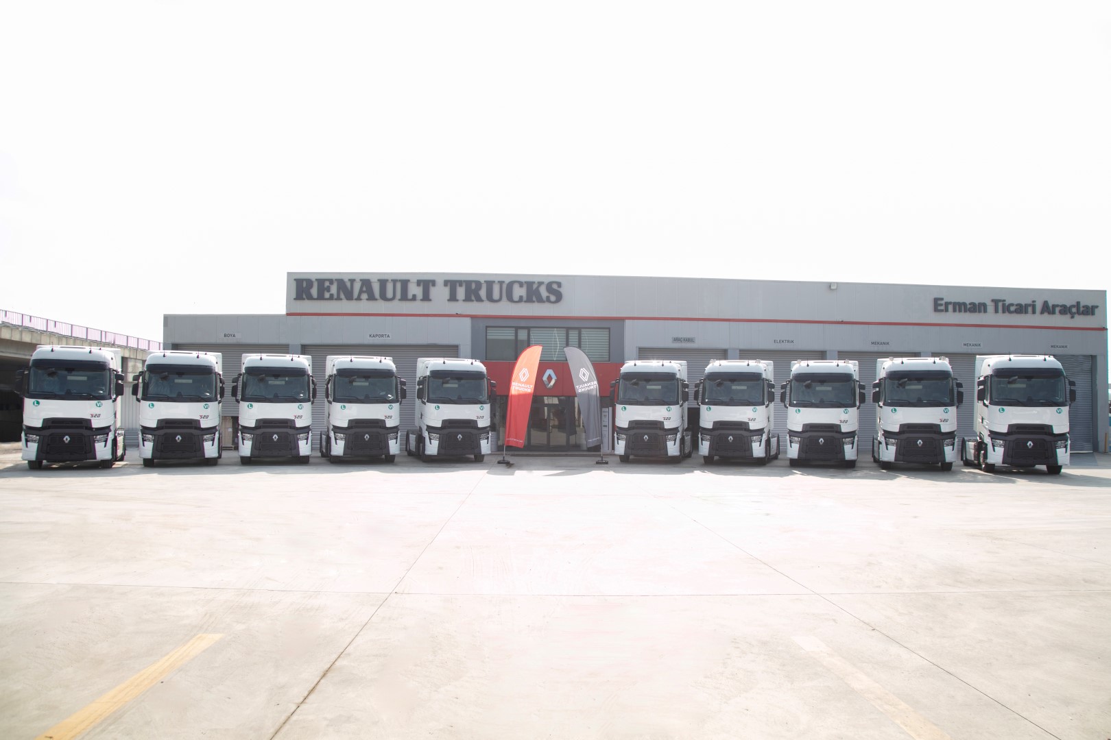 1709810305-renault-trucks-o-zc-elik-transport-teslimat-4.jpg