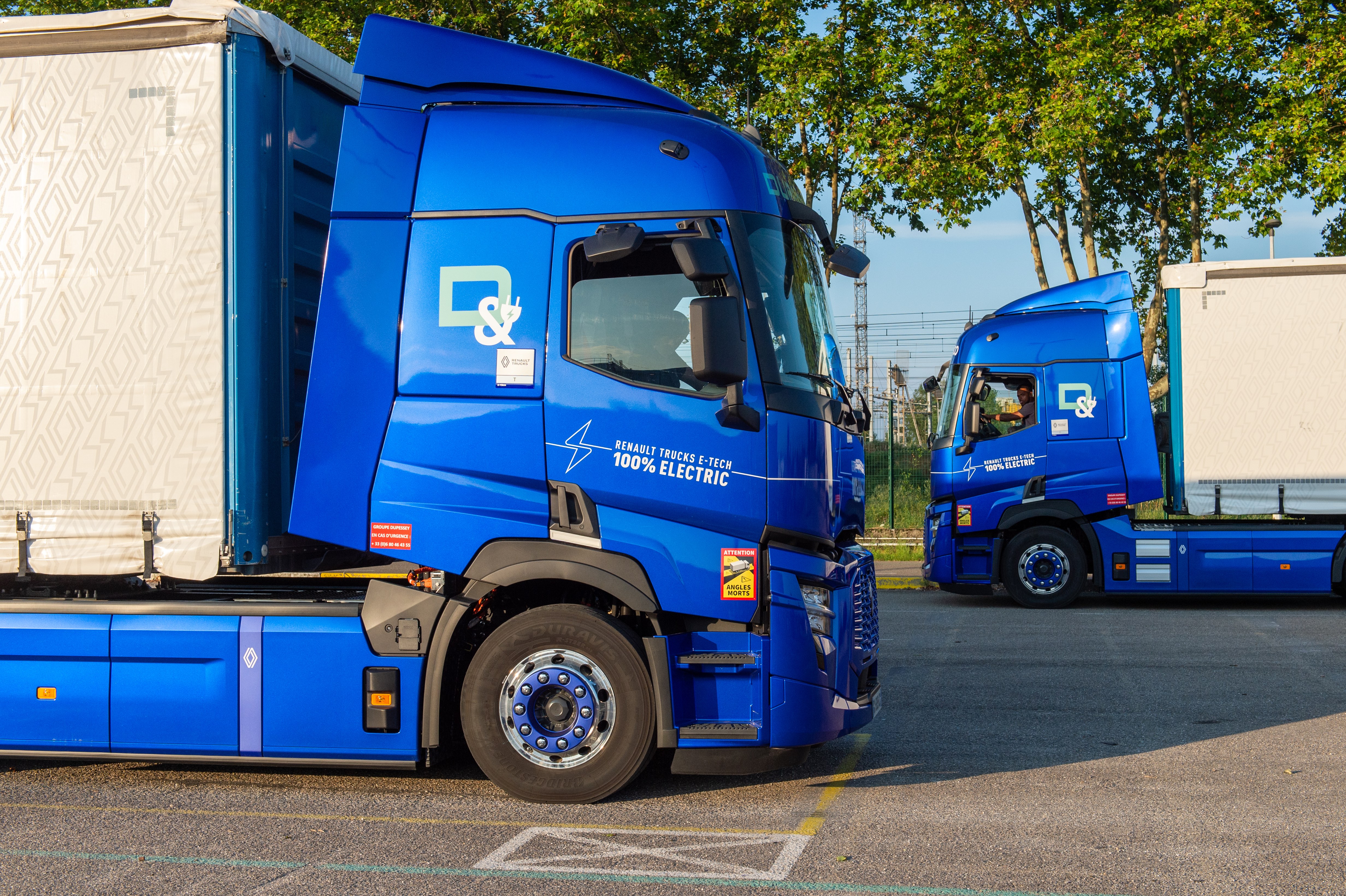1721648814-renault-trucks-lojistik-su-rec-lerinin-elektrifikasyonu-go-rsel-4.jpeg