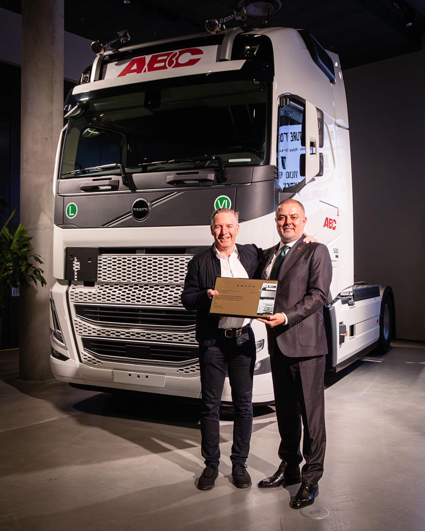 volvo-trucks-abc-lojistik-teslimati-per-erik-lindstrom-ve-ergun-bilen.jpg
