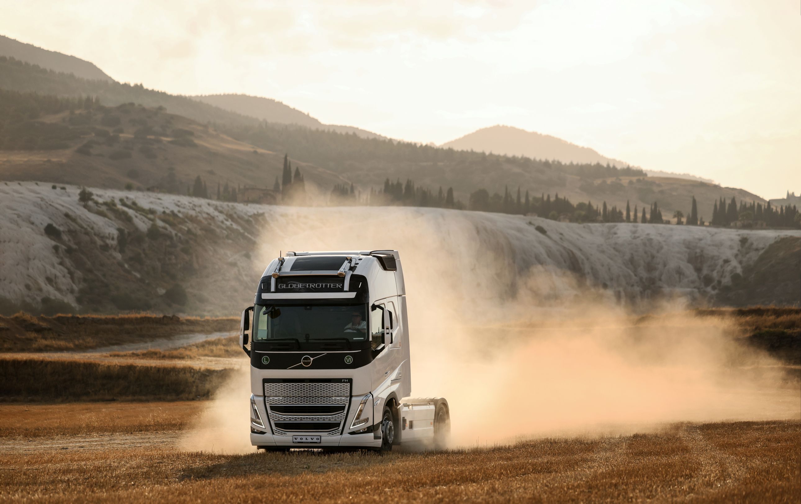 volvo-trucks-fh500-03.jpg
