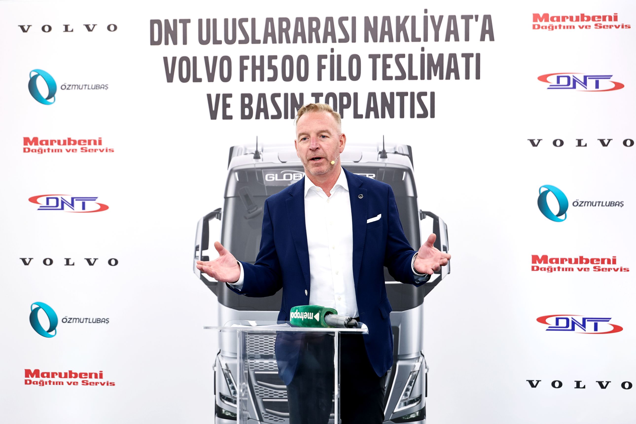 volvo-trucks-uluslararasi-kidemli-baskan-yardimcisi-per-erik-lindstrom.jpg