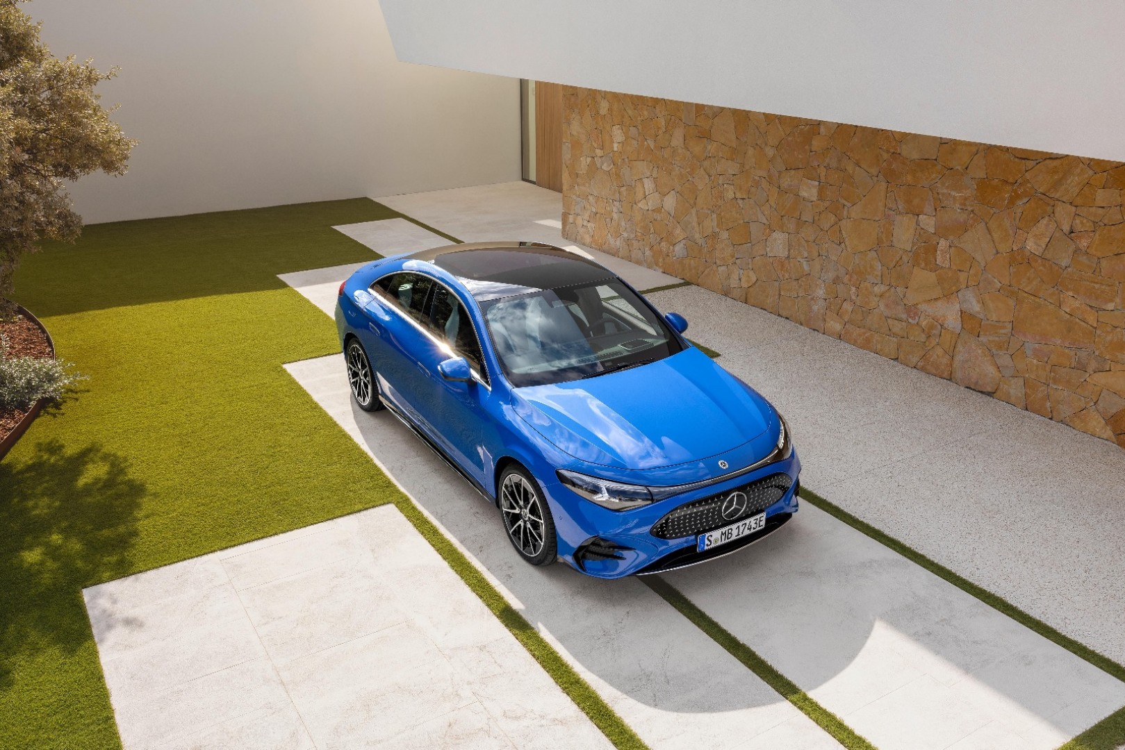mercedes-benz-cla-4.jpg