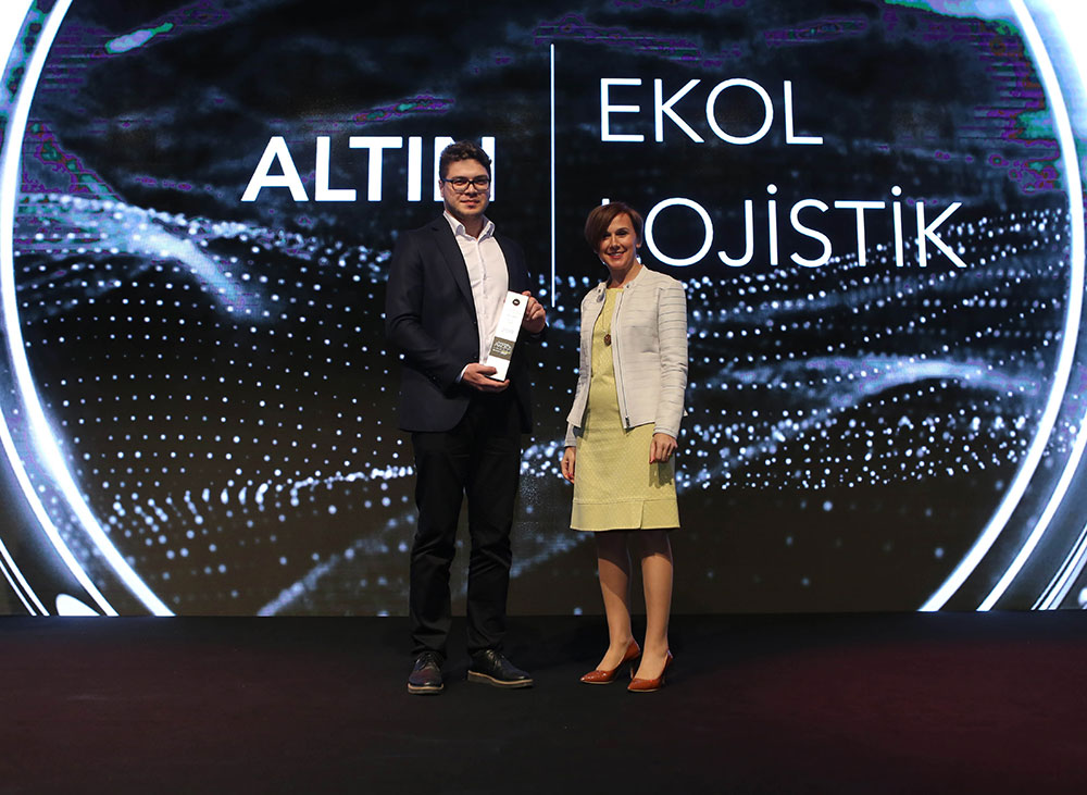 ekol-lojistik-altin-odul.jpg