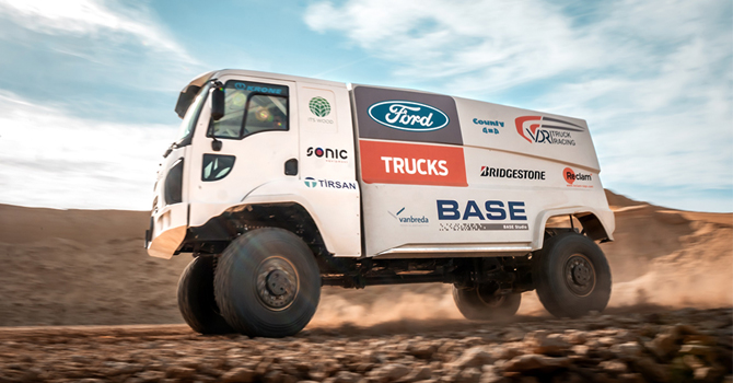 ford-trucks-dakar-ralli.jpg
